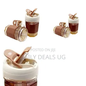 2-Piece Portable Glass Coffee Mug With a Straw