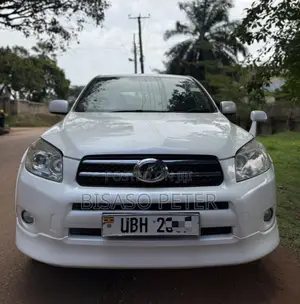 Toyota RAV4 2008 White