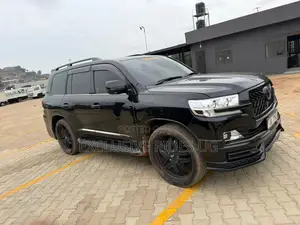Toyota Land Cruiser 2011 Black