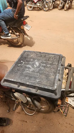 Durable Manhole Cover 50x50
