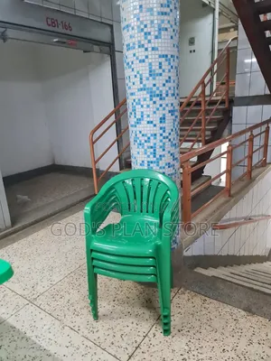 Plastic Chairs Plastic Chairs