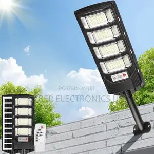 200w Solar Street Light, Ip67 Waterproof With Remote Motion Sensor