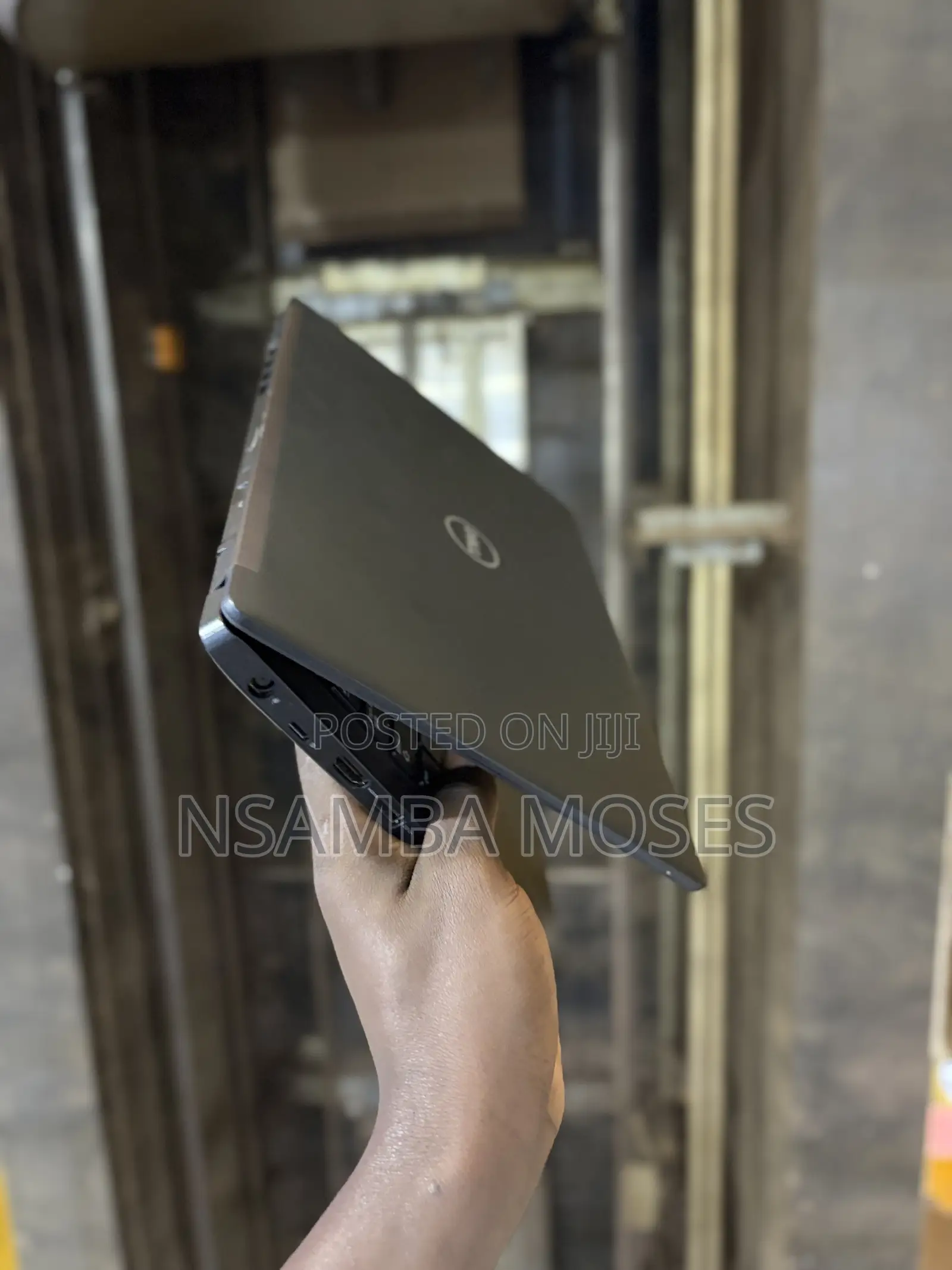 Laptop Dell Latitude 5280 4GB Intel Core i3 HDD+SSD 128GB