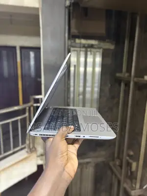 Laptop HP ProBook 440 G4 8GB Intel Core i5 SSD 256GB