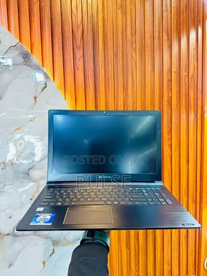 Laptop Toshiba Dynabook t552 8GB Intel Core i5 SSD 256GB
