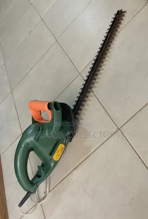 Uk Used Black Decker Gt259 Hedge Trimmer.