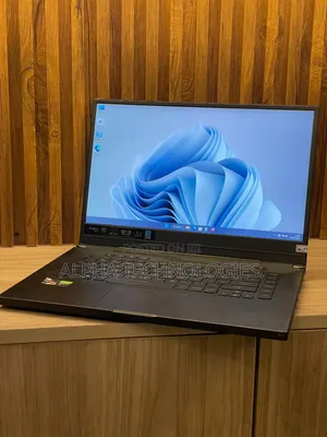 Laptop Asus ROG Zephyrus G15 24GB AMD Ryzen 7 SSD 1T