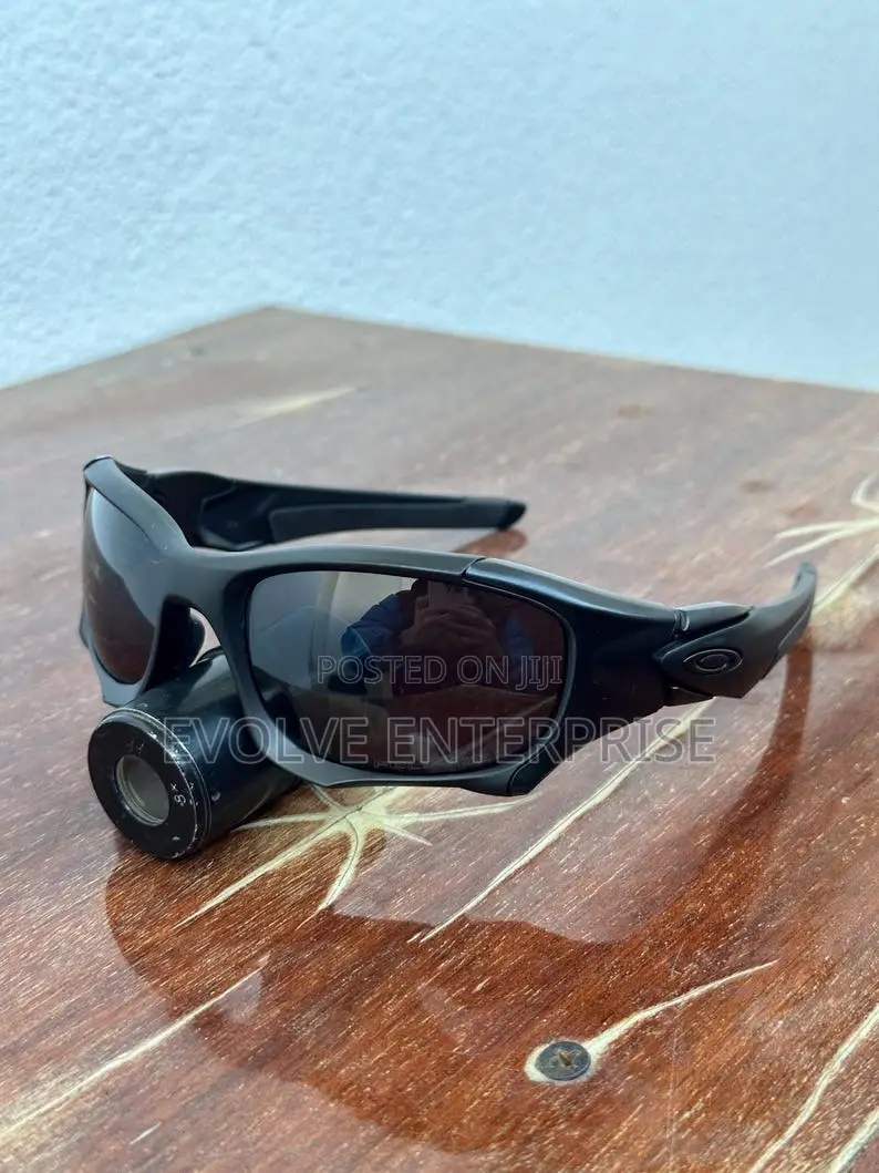 Oakley Pitboss 2 Premium Sunglasses
