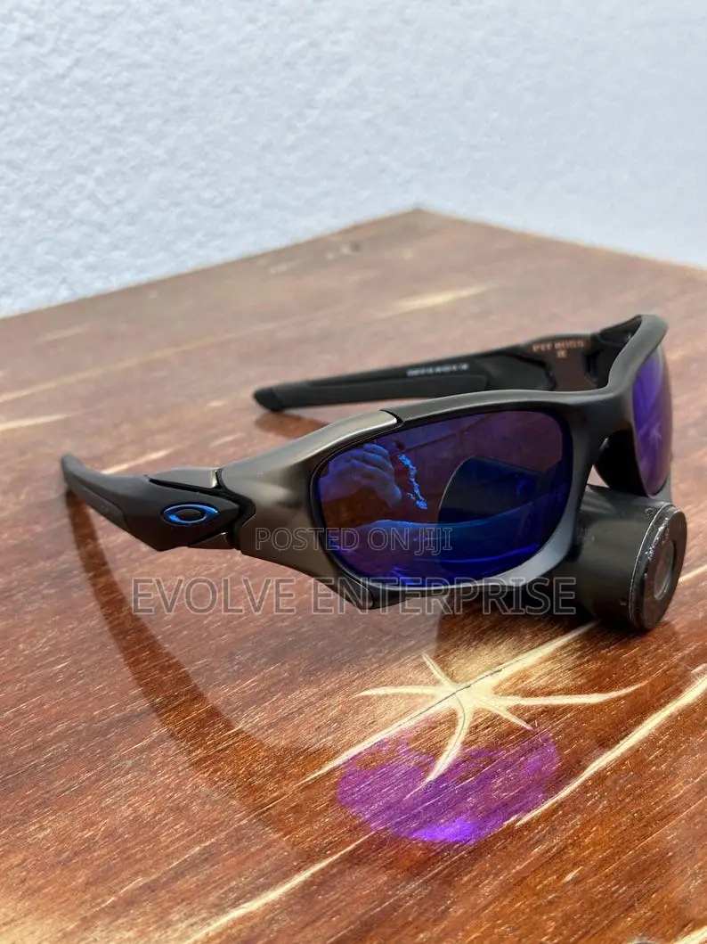 Oakley Pitboss 2 Premium Sunglasses