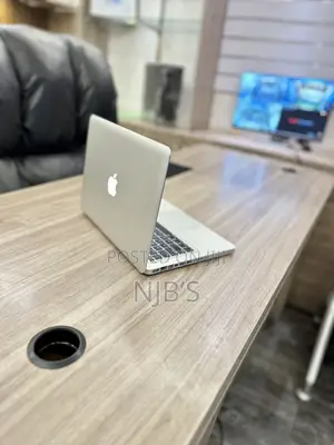 Laptop Apple MacBook Pro 2011 8GB Intel Core i7 SSD 256GB