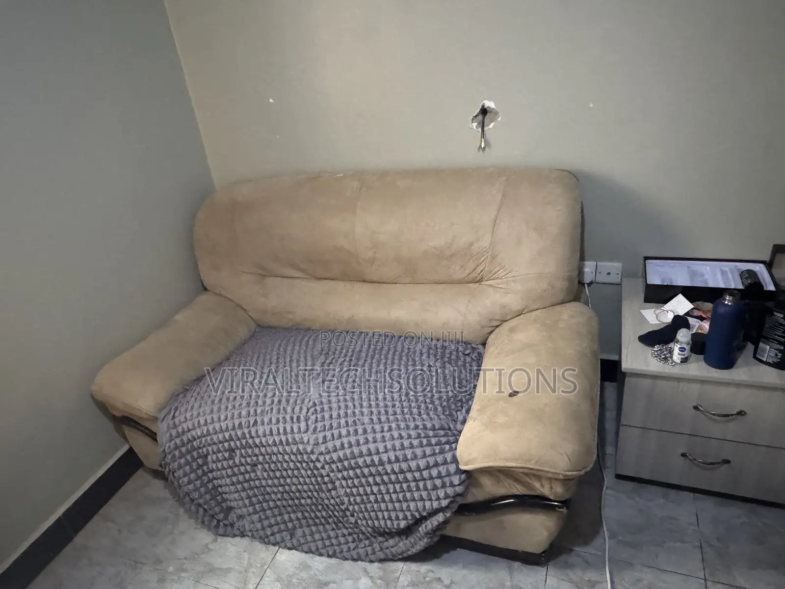 Sofa 2 Seater