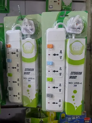 G T 4-Way Universal Heavy Duty Extension Cable.