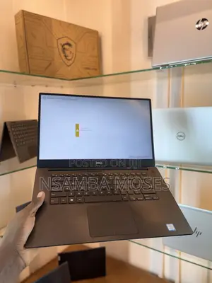Laptop Dell Precision 5530 32GB Intel Core i7 SSD 512GB