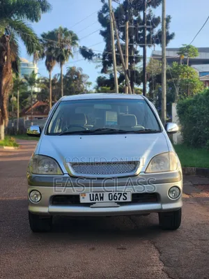 Toyota Nadia 2.0 150hp FWD 2002 Silver