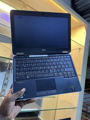 Laptop Dell Latitude E7240 8GB Intel Core i5 SSD 128GB