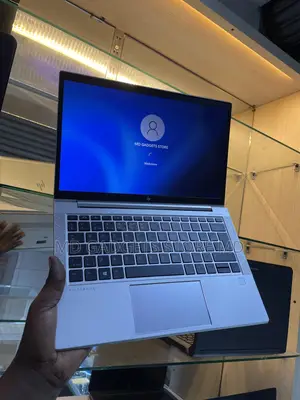 Laptop HP EliteBook 830 G7 8GB Intel Core i5 SSD 256GB