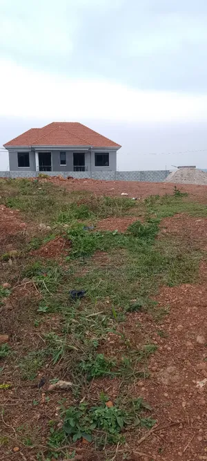 Hot Deal in Seguku 4 Acres for Sale 900m Each