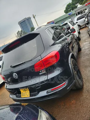 Volkswagen Tiguan 2015 Black