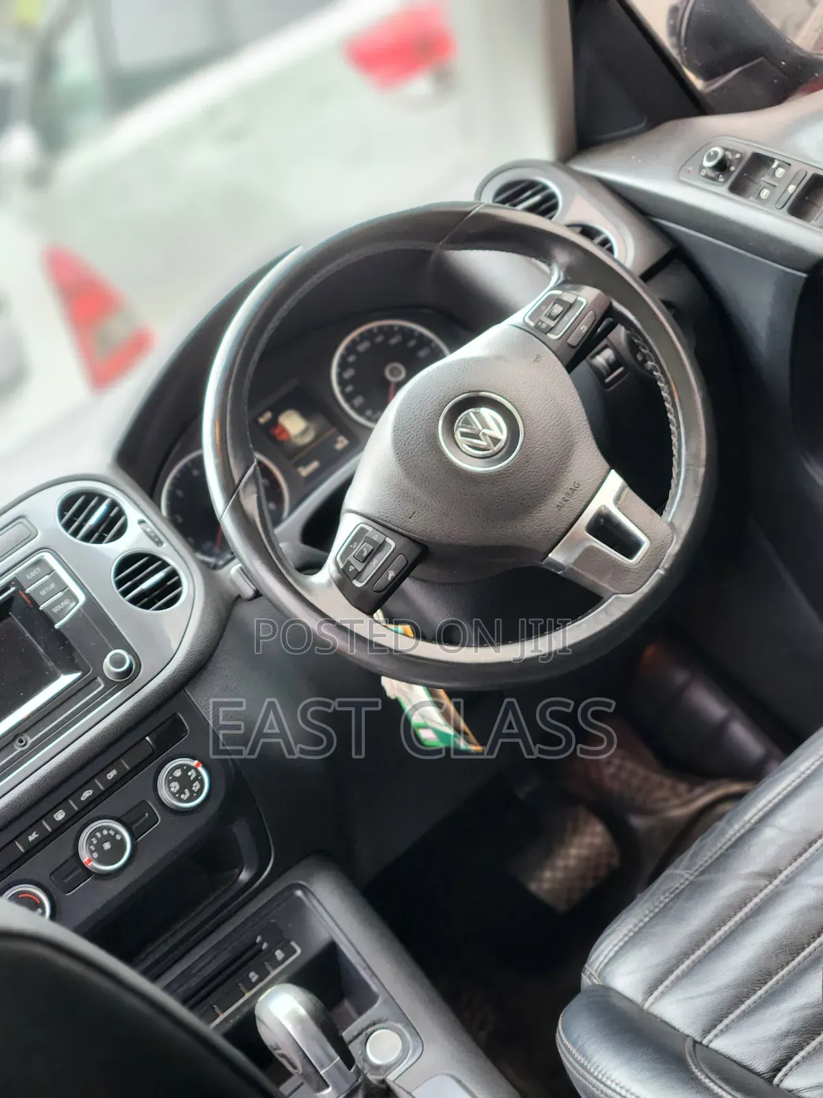 Volkswagen Tiguan 2015 Black