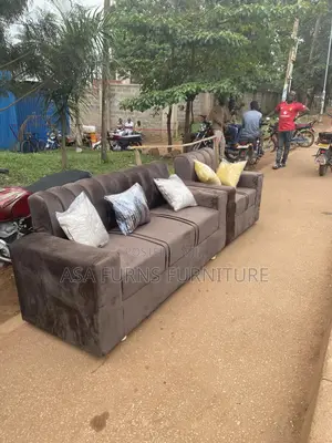 4 Seater Sofa Set