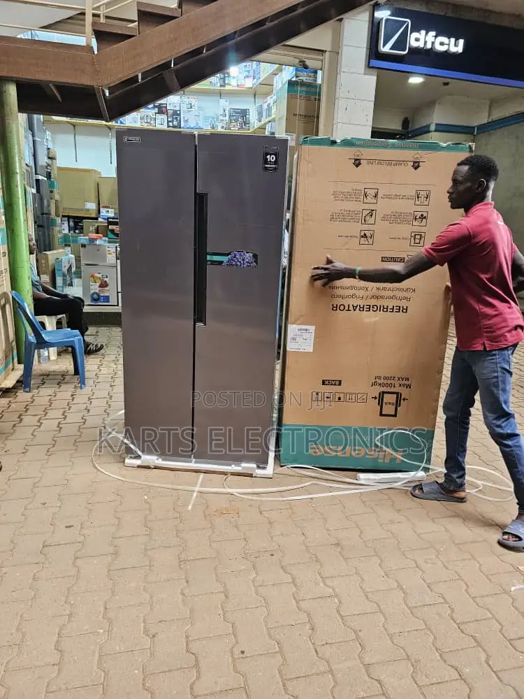 Hisense 560 Litres Side by Side Fridge