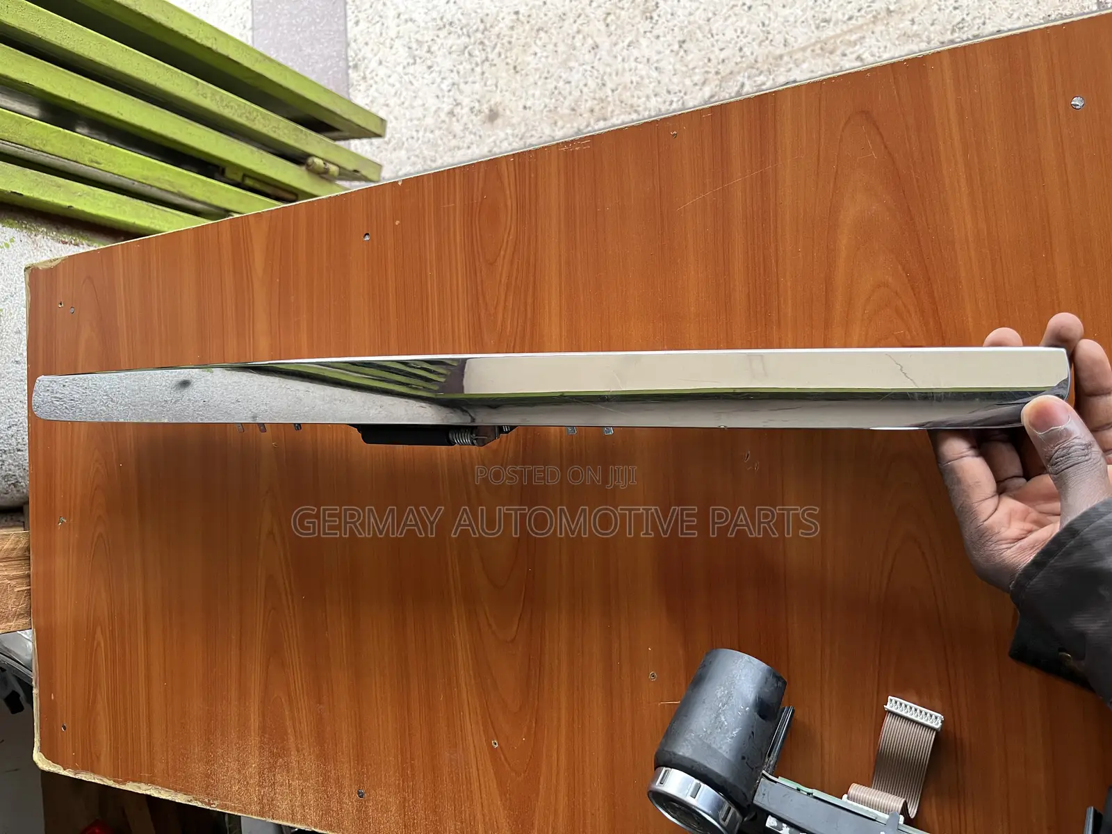 Rear Boot/Trunk Handle Chrome Molding for Mercedes Ml W164.