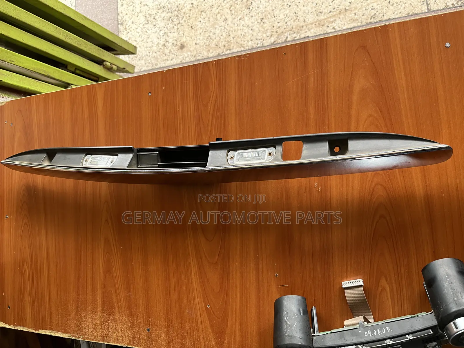 Rear Boot/Trunk Handle Chrome Molding for Mercedes Ml W164.