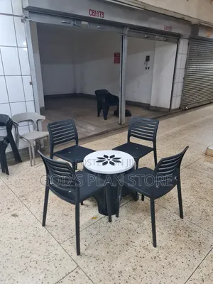 Zanro Dining Plastic Table and Chairs Plastic Table and Chairs