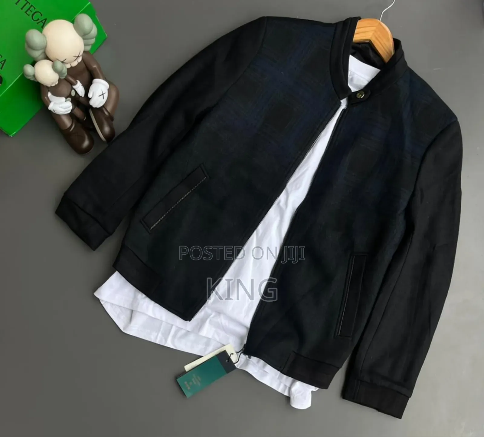 Black Men's Lightweight Casual Bomber Jacket