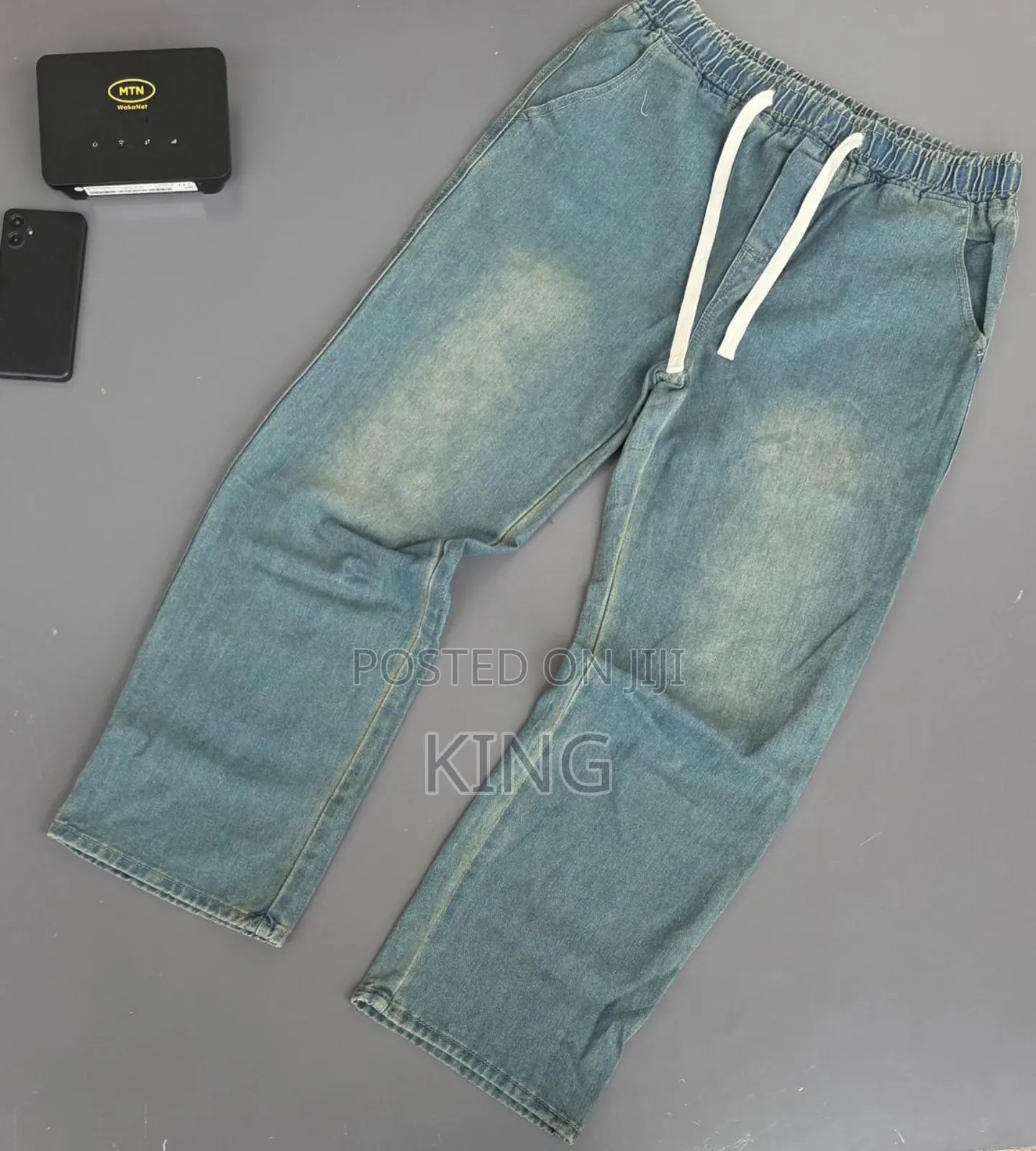 Ur Distressed Wide-Leg Denim Jeans