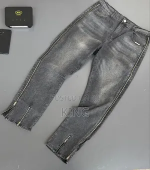 Ur Distressed Wide-Leg Denim Jeans