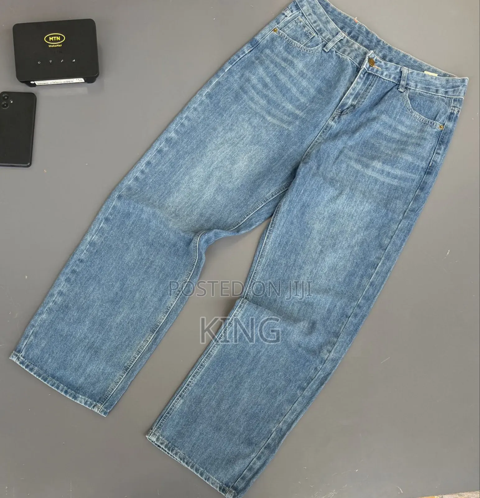 Ur Distressed Wide-Leg Denim Jeans