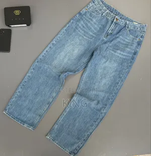 Ur Distressed Wide-Leg Denim Jeans