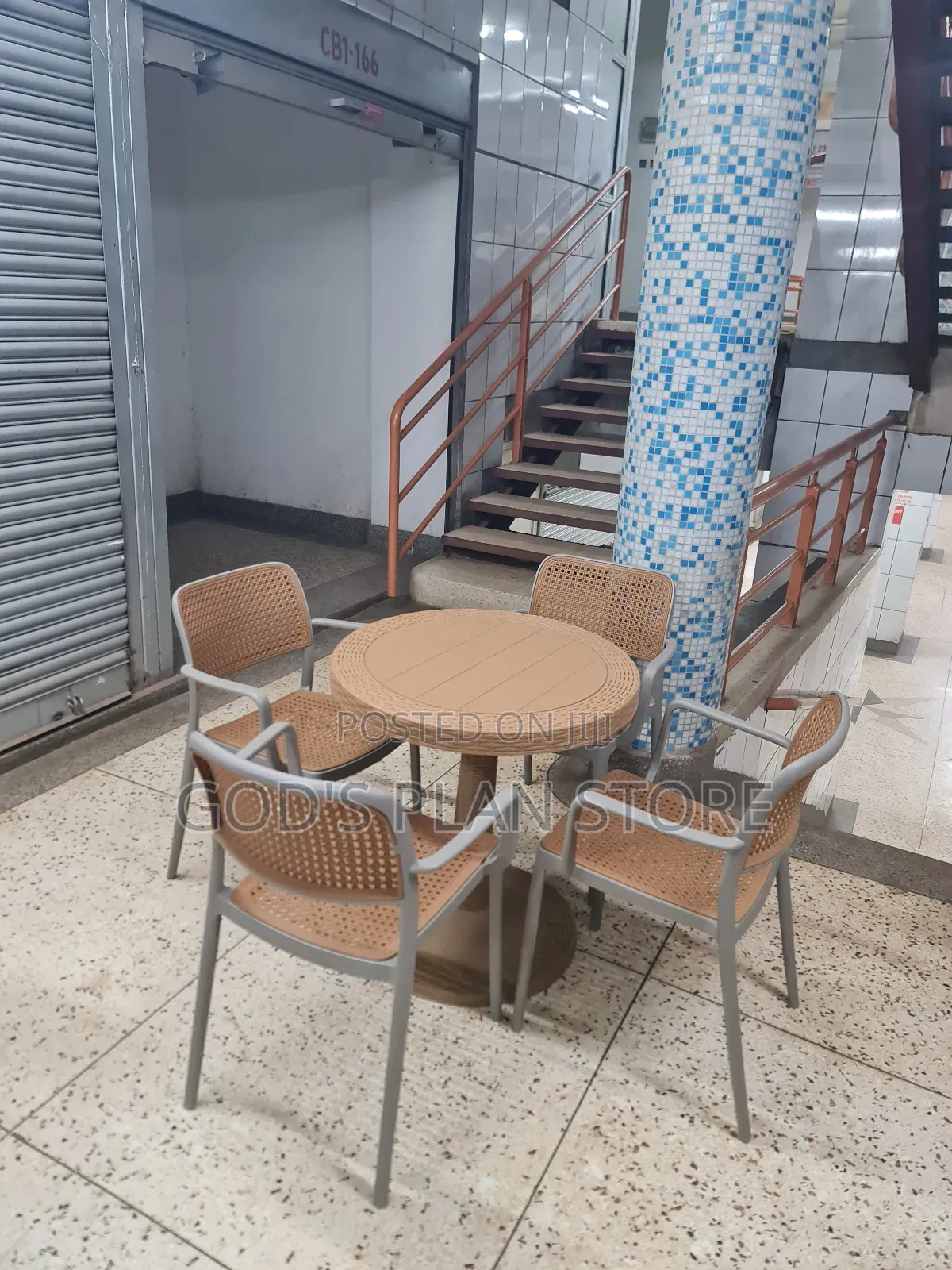 Pearl Plastic Table and Cabinet Plastic Table and Chairs
