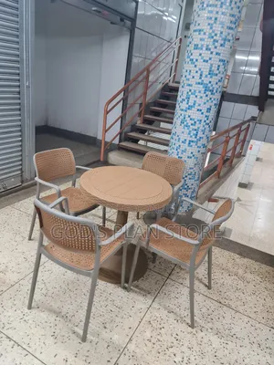 Pearl Plastic Table and Cabinet Plastic Table and Chairs