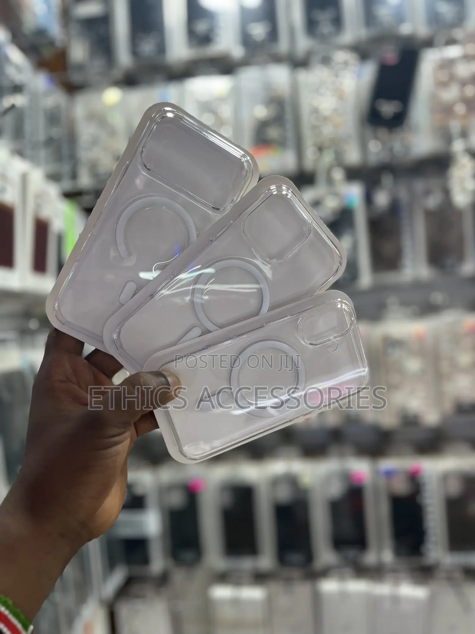 Clear iPhone Cases With Built-in Magsafe Magnets