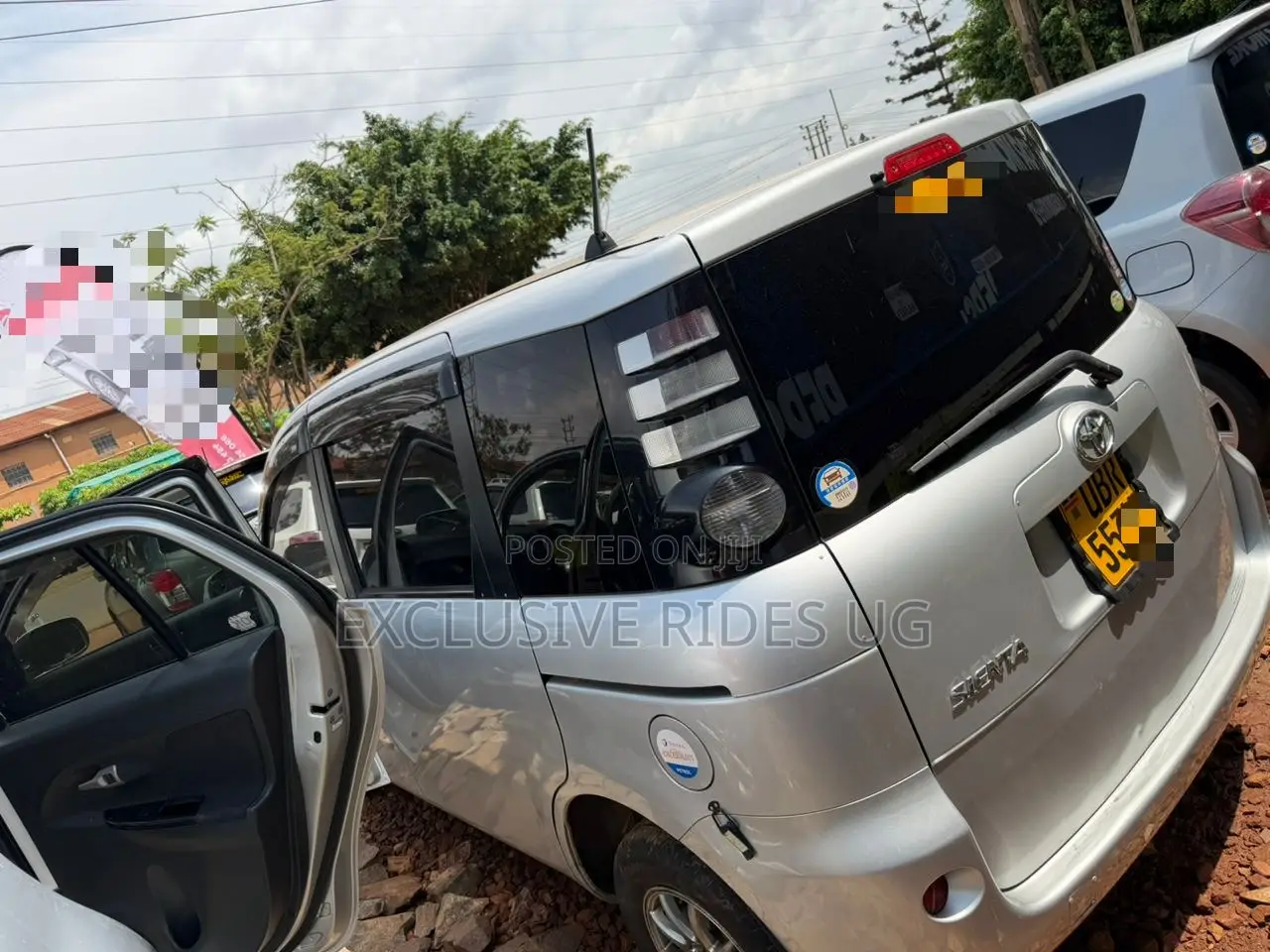 Toyota Sienta 2008 Silver