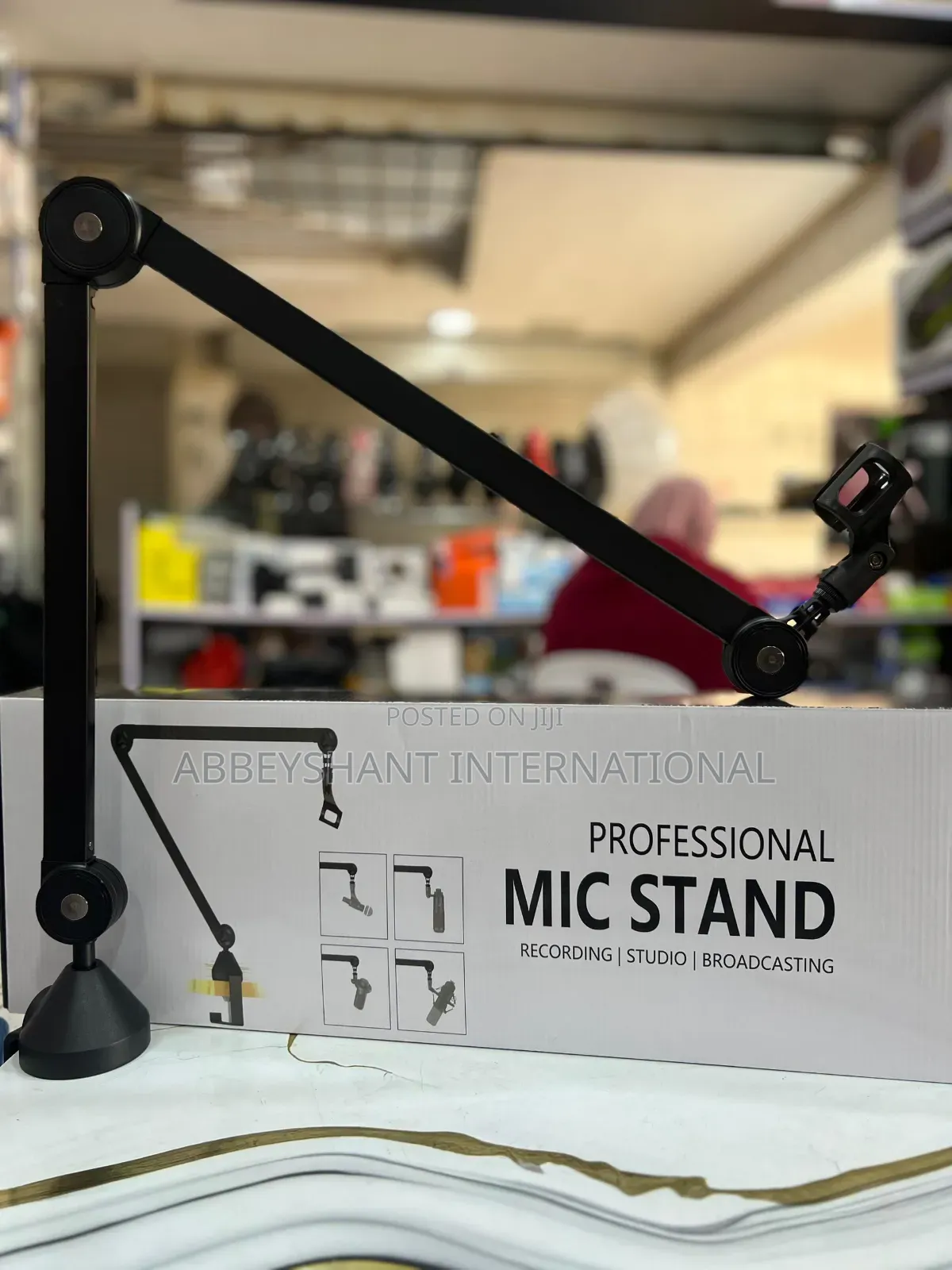 Professional Microphone Boom Arm / Microphone Stand