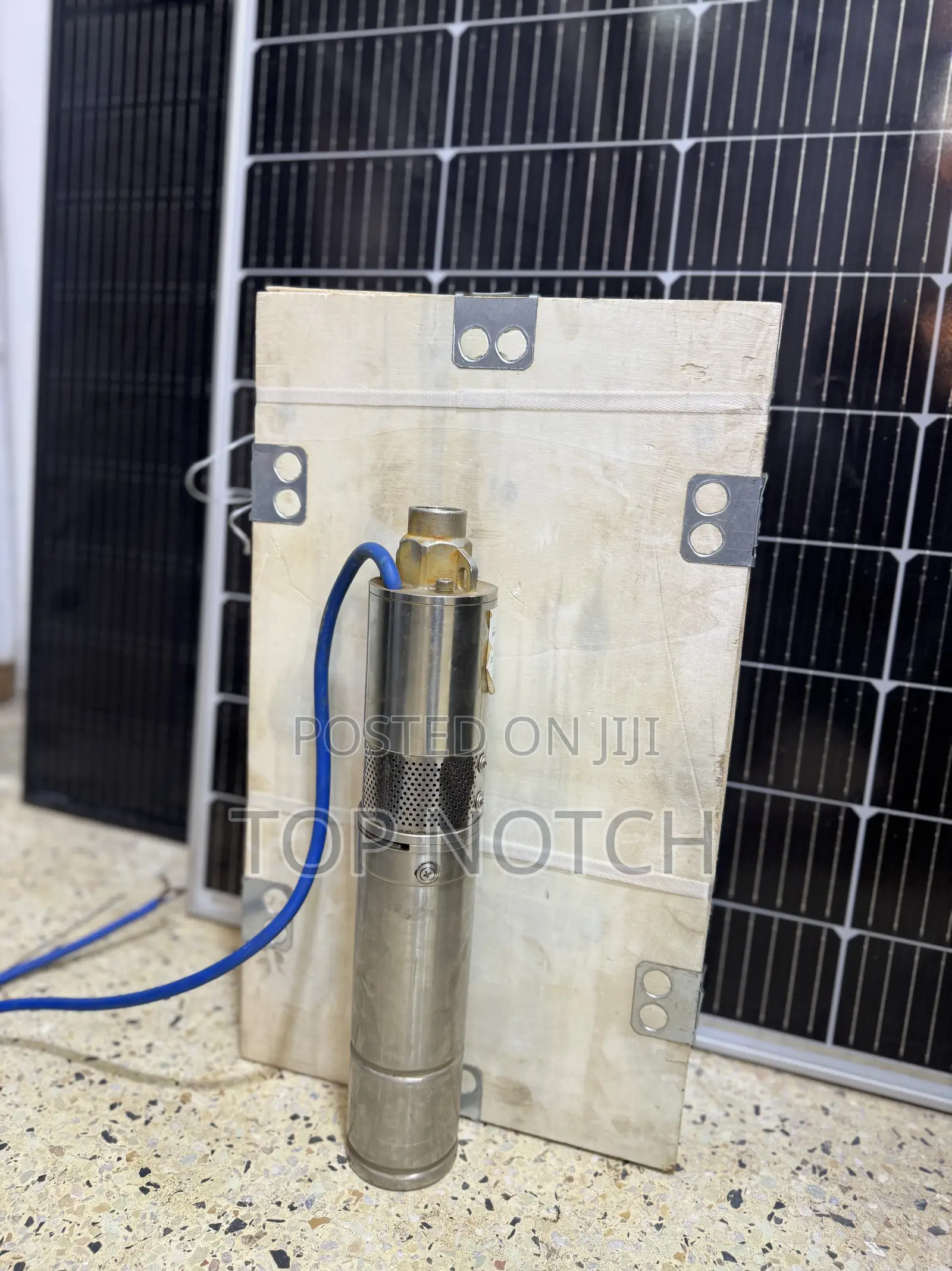 77, 210w Solar Born Pump