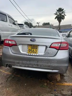 Subaru Legacy 2016 Silver