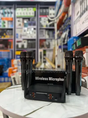 4-Channel Handheld Wireless Microphone System