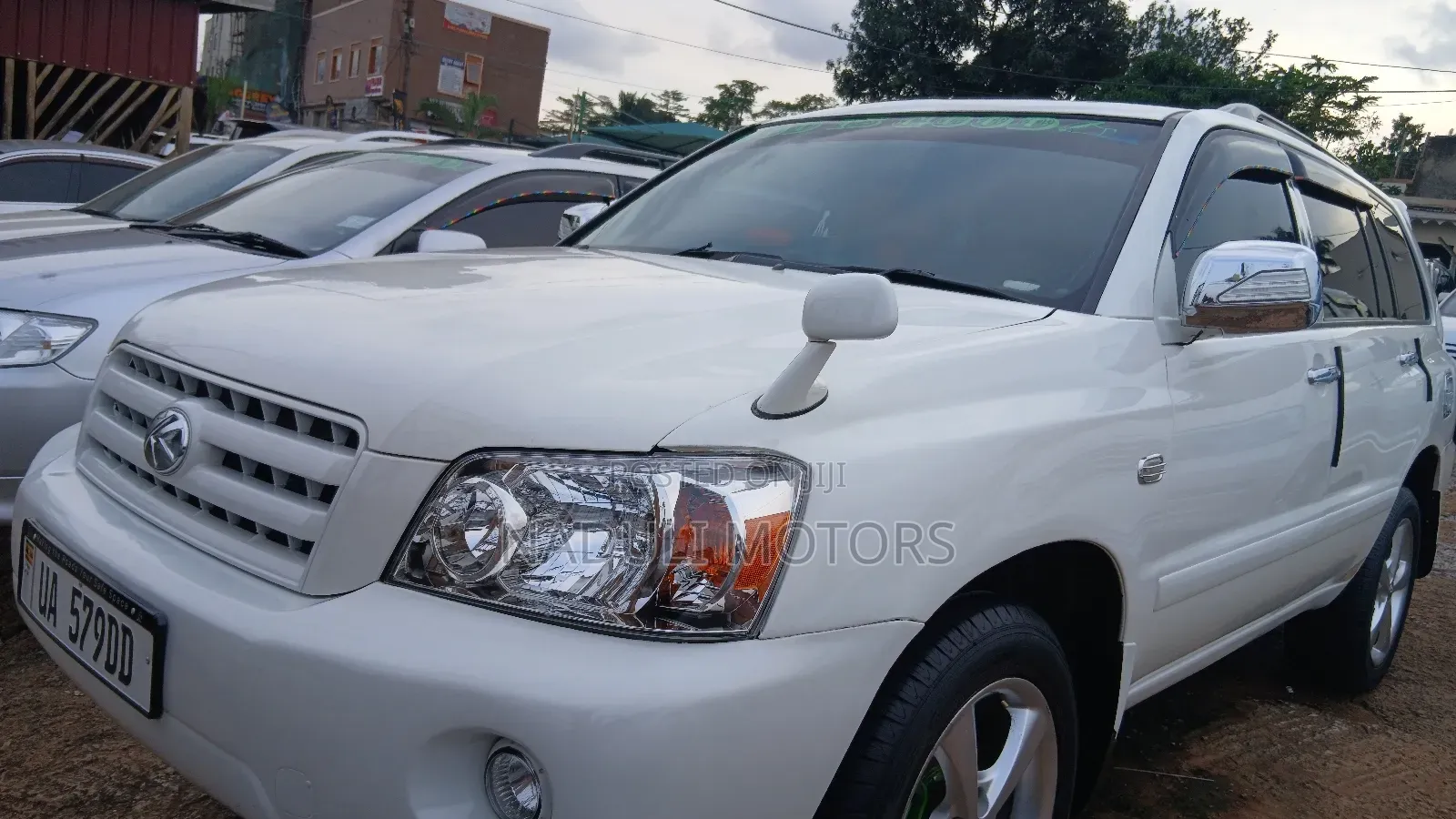 Toyota Kluger 2005 White