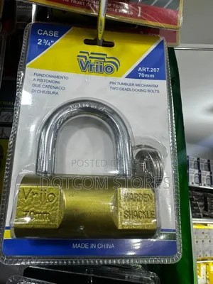 Vriio Brass Padlock,