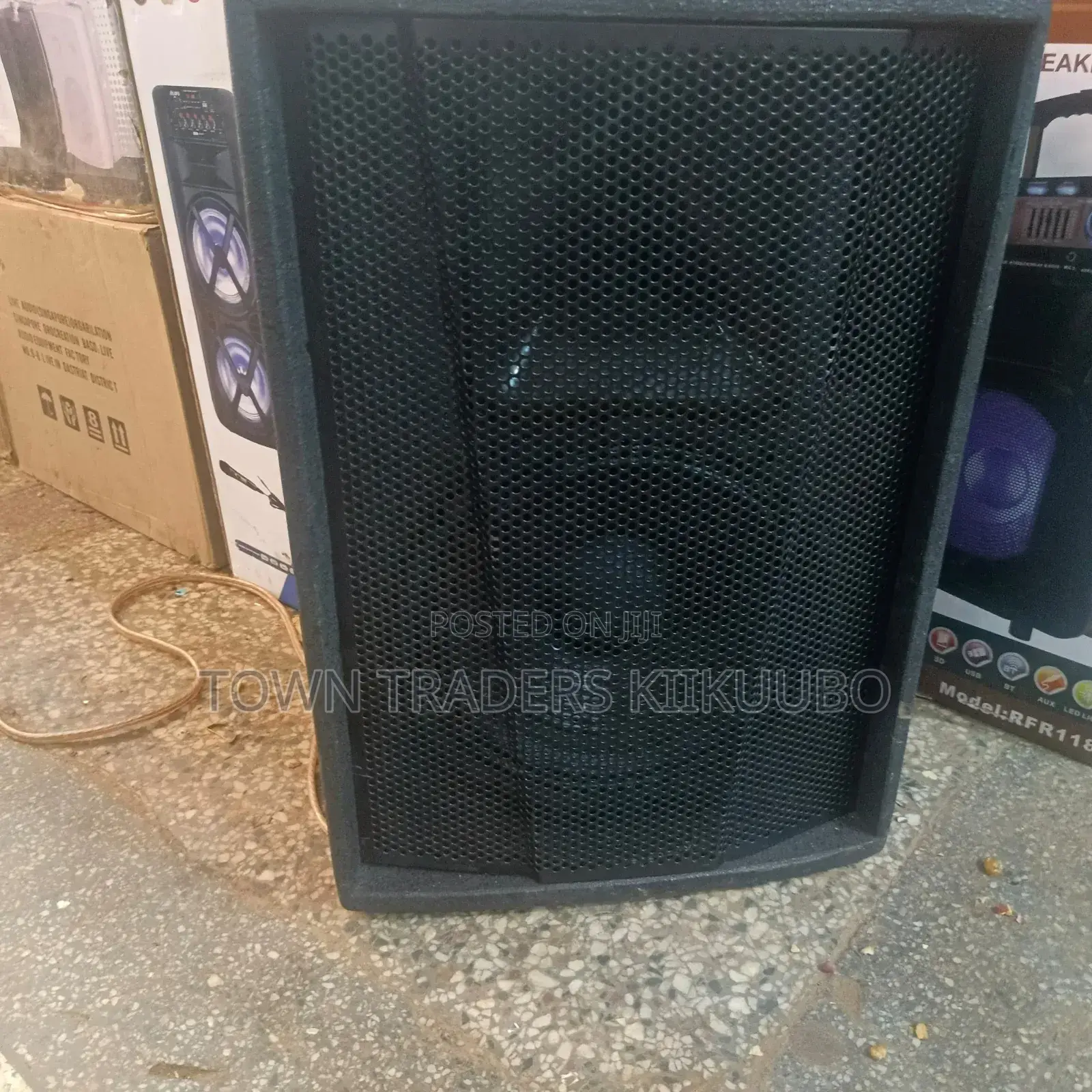 Single Base Speaker