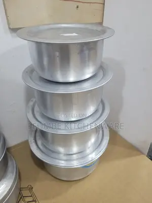 Source Pan Set or Cooker Ware Set