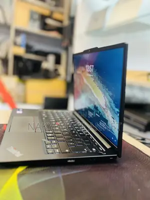 Laptop Lenovo ThinkPad E14 Gen 6 8GB Intel Core Ultra 5 SSD 512GB