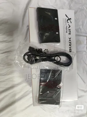 Behringer Xr18