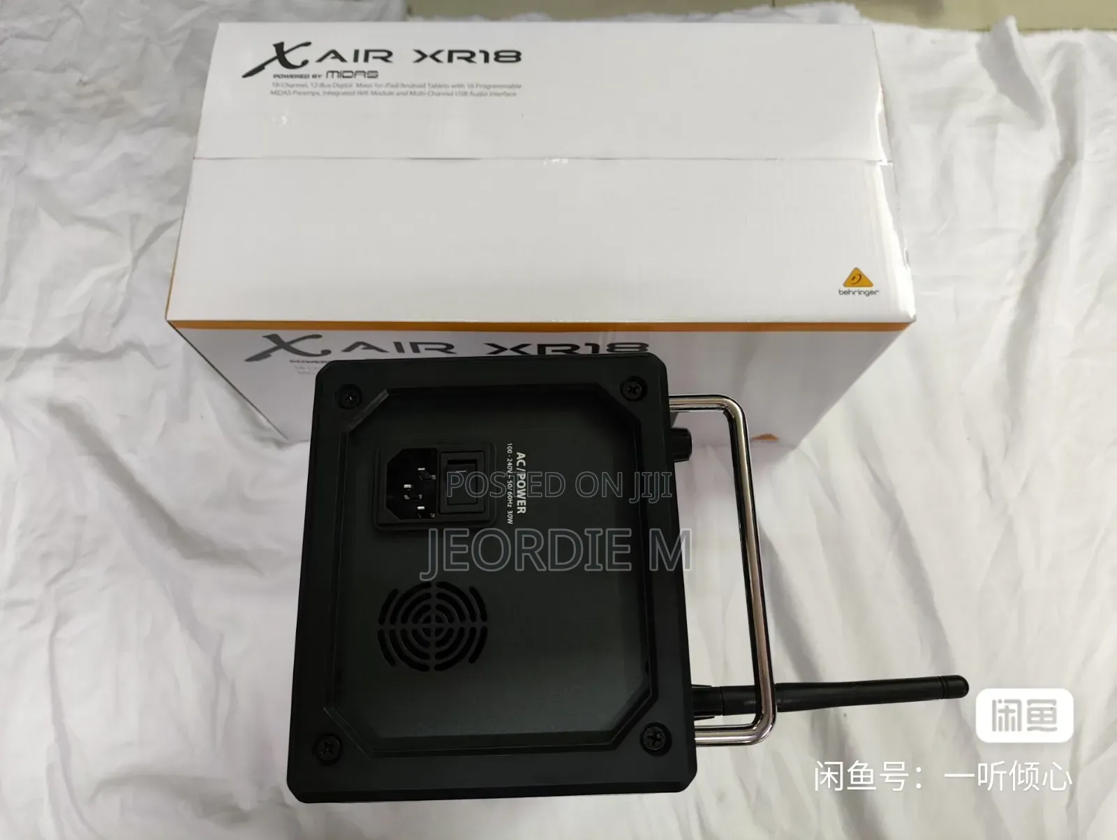 Behringer Xr18
