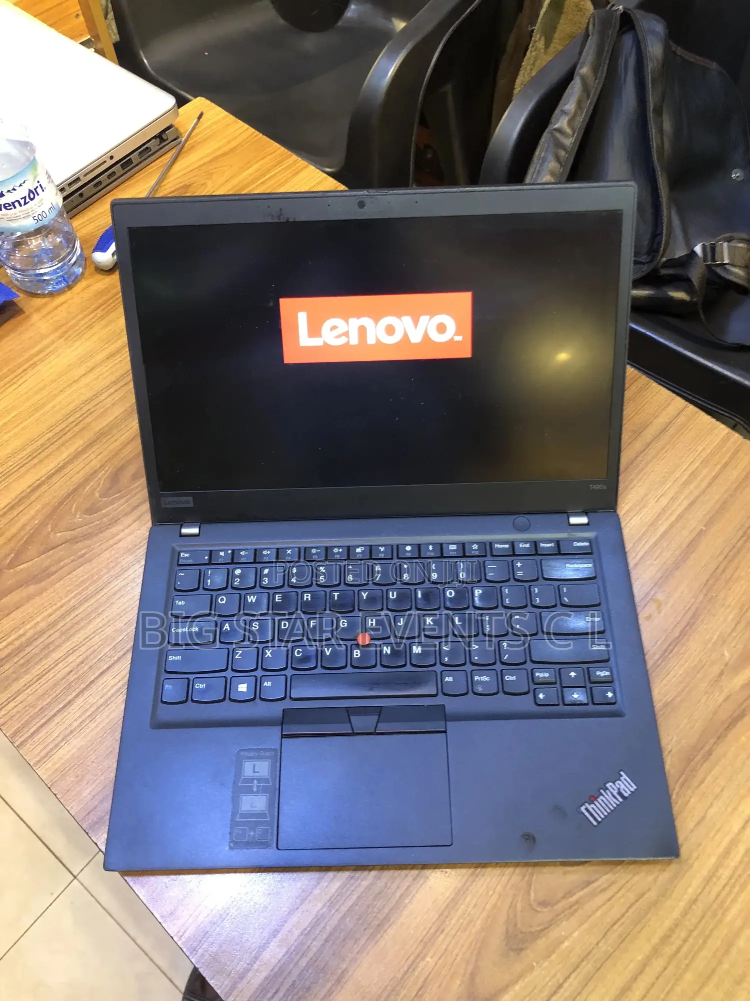 Laptop Lenovo Thinkpad T490s 4GB Intel Core i3 SSD 500GB