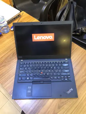 Laptop Lenovo Thinkpad T490s 4GB Intel Core i3 SSD 500GB